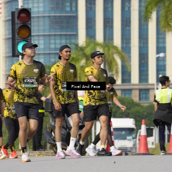 Runner Photo 6502611