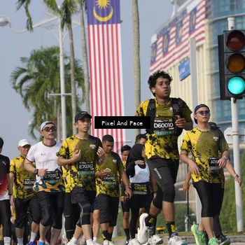 Runner Photo 6502652