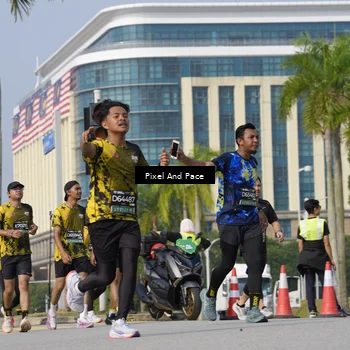Runner Photo 6502714