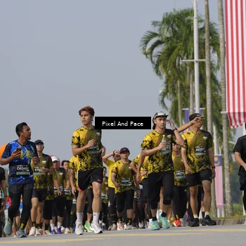 Runner Photo 6502821