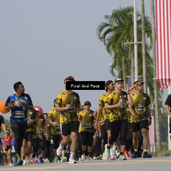 Runner Photo 6502838