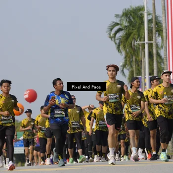 Runner Photo 6502859