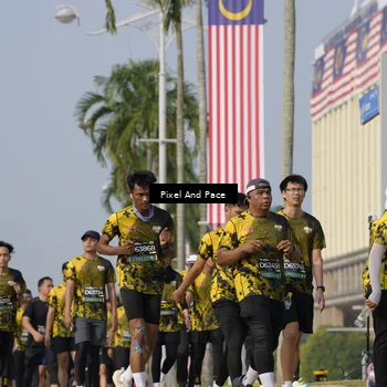 Runner Photo 6502921