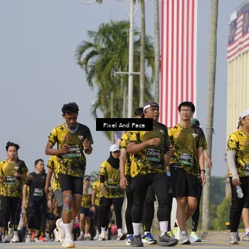 Runner Photo 6502923