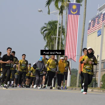 Runner Photo 6502996