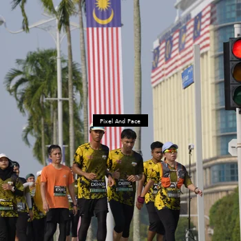 Runner Photo 6503016