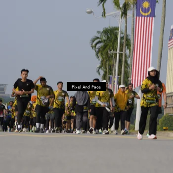 Runner Photo 6503028