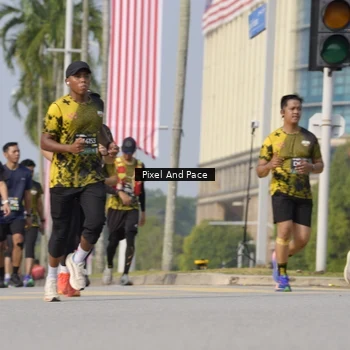 Runner Photo 6503139