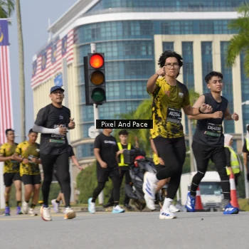Runner Photo 6503166