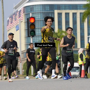 Runner Photo 6503172