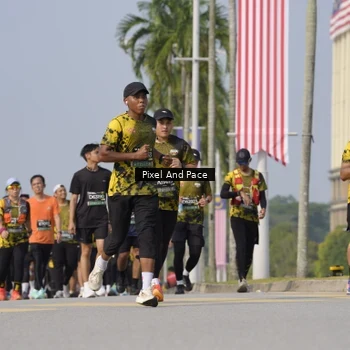 Runner Photo 6503177