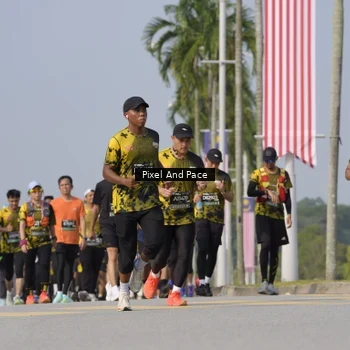 Runner Photo 6503188