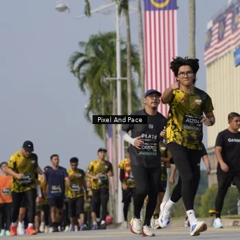 Runner Photo 6503219