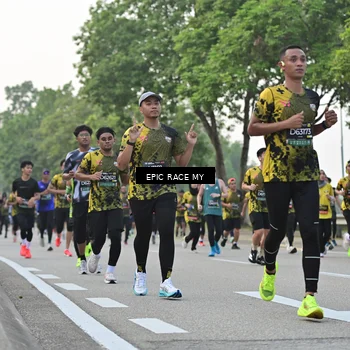 Runner Photo 6503220