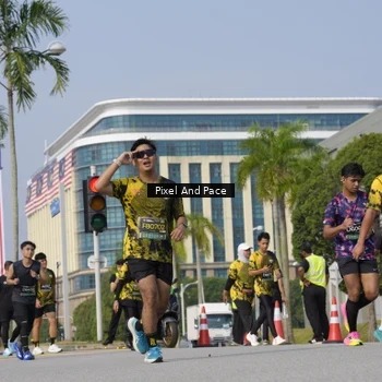 Runner Photo 6503228