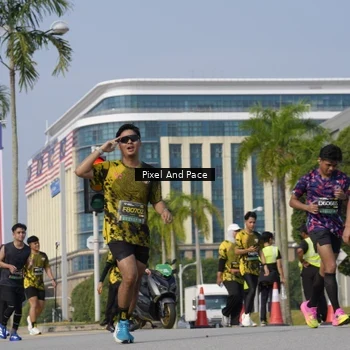 Runner Photo 6503233