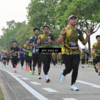Runner Photo 6503244