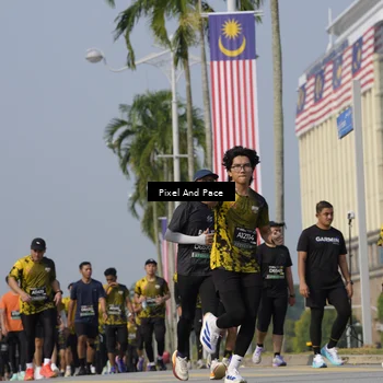 Runner Photo 6503247
