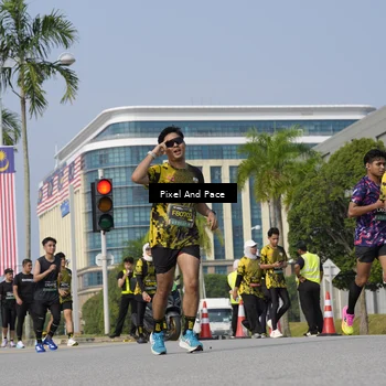 Runner Photo 6503249