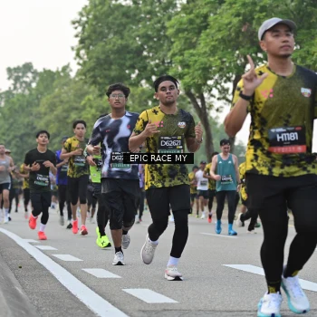 Runner Photo 6503273