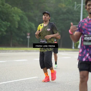 Runner Photo 6503277