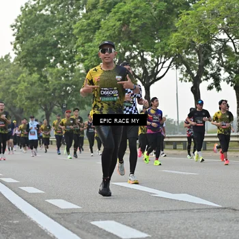 Runner Photo 6503340