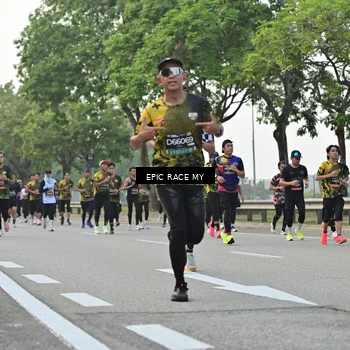 Runner Photo 6503347