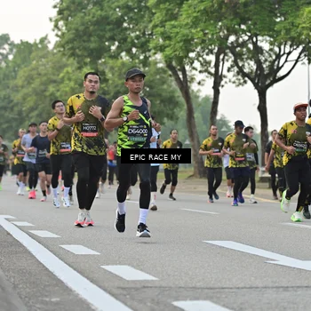 Runner Photo 6503393
