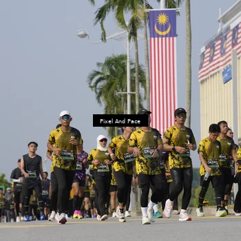 Runner Photo 6503404