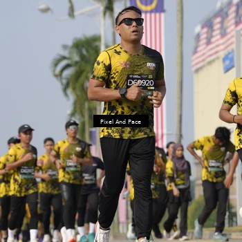 Runner Photo 6503406