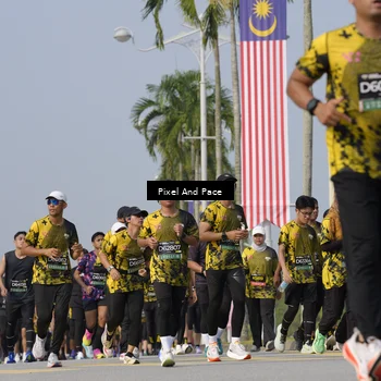 Runner Photo 6503420