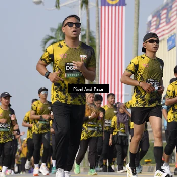 Runner Photo 6503434