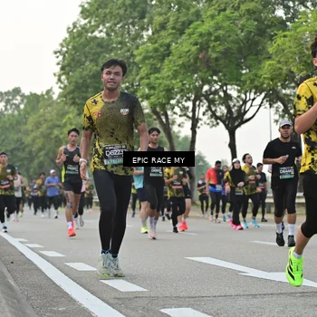 Runner Photo 6503456