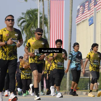 Runner Photo 6503461