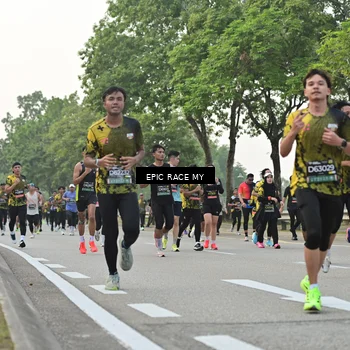 Runner Photo 6503465