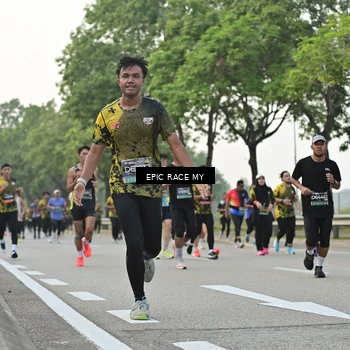 Runner Photo 6503481