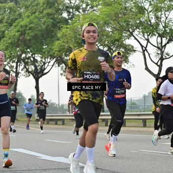 Runner Photo 6503488