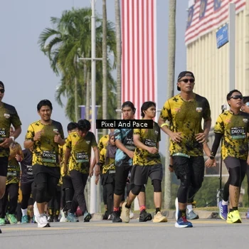 Runner Photo 6503496