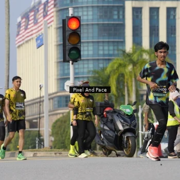 Runner Photo 6503505