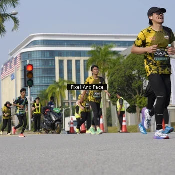 Runner Photo 6503519