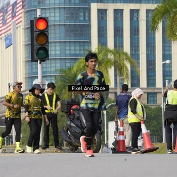 Runner Photo 6503525
