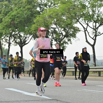 Runner Photo 6503547
