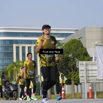 Runner Photo 6503564