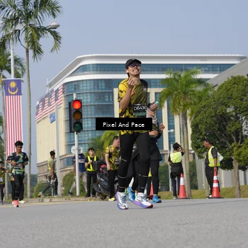 Runner Photo 6503578