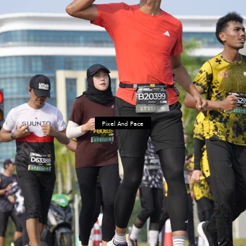Runner Photo 6503629