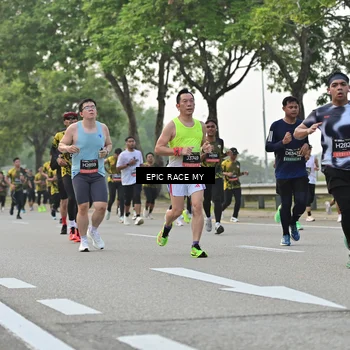 Runner Photo 6503672