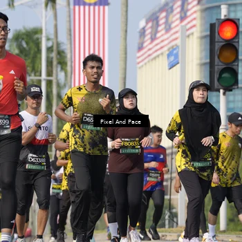 Runner Photo 6503678