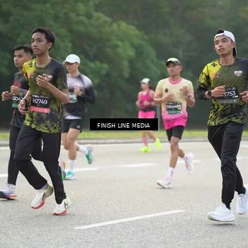 Runner Photo 6503687