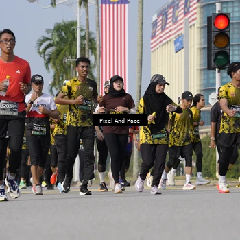 Runner Photo 6503697
