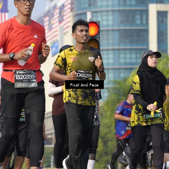 Runner Photo 6503705